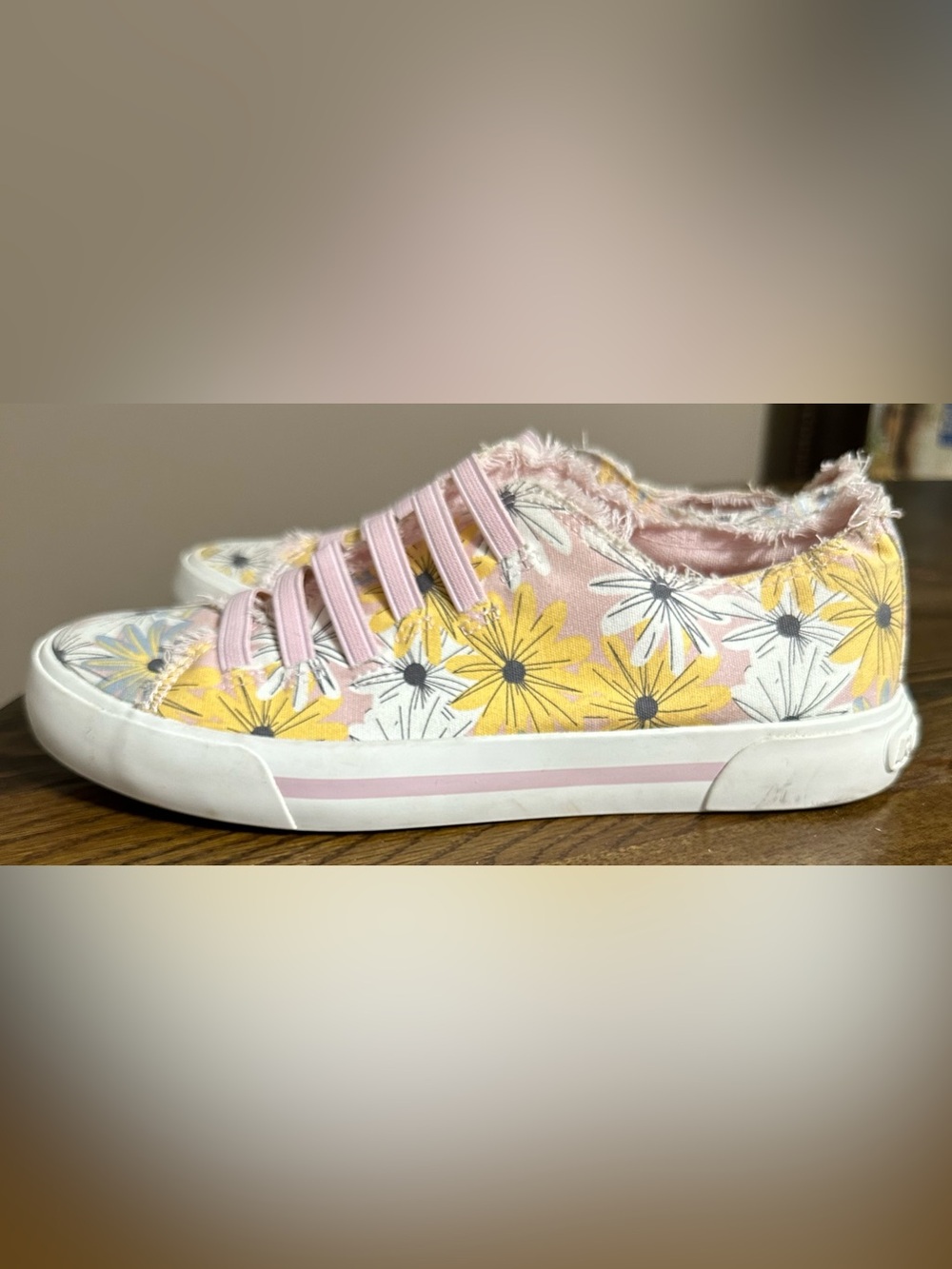 Rocket Dog Pink and Yellow Daisy Slip-On Sneakers for Kids